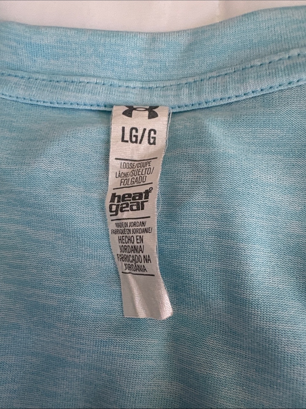 Under Armour Women's Heather Aqua V-Neck Performance Tee L - Picture 2 of 4